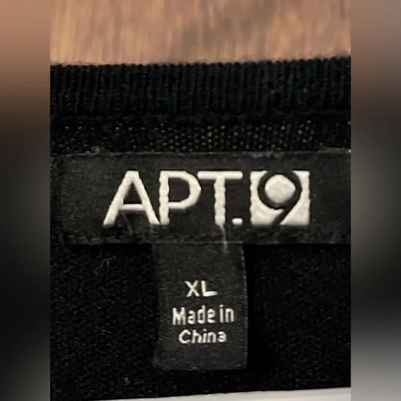 APT.9 XL Sweater, black, flattering mock wrap design, cuff sleeves - Picture 8 of 8